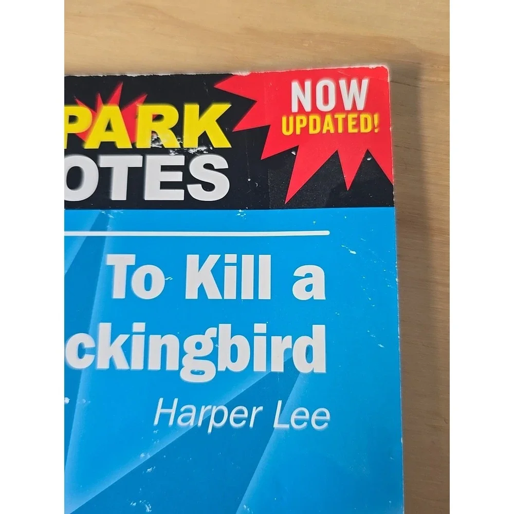To‎ Kill a Mockingbird SparkNotes Literature Guide (SparkNotes Literature Gui...